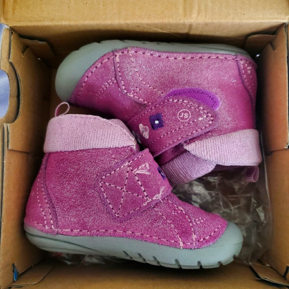 Stride rite Srtech Sophie